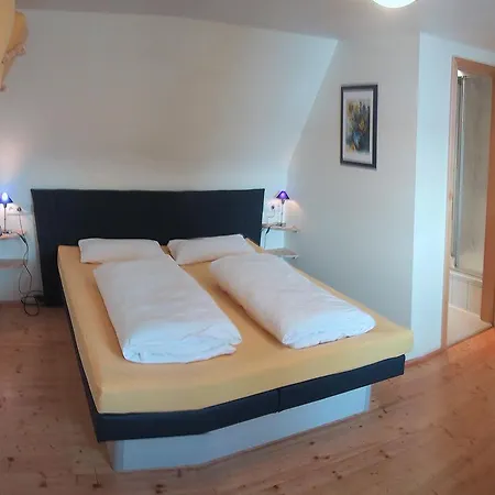 호텔 Worners Schloss Weingut & Wellness-hotel 3*