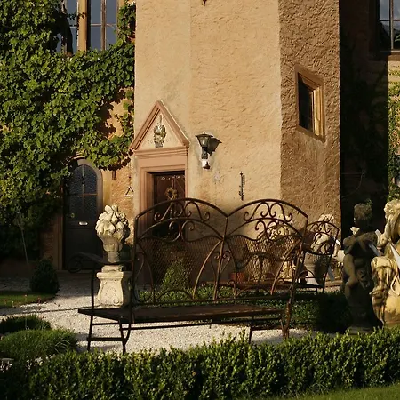 Hotel Worners Schloss Weingut & Wellness-hotel 3*