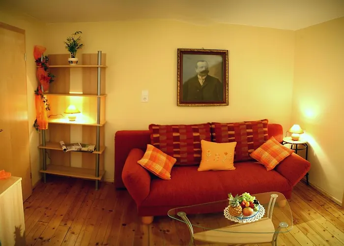 호텔 Worners Schloss Weingut & Wellness-hotel 프리슈센스타트